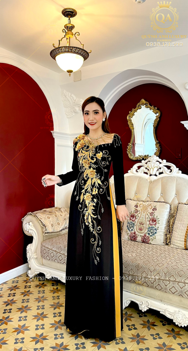 Áo Dài Dạ Hội Đẳng Cấp Trung Niên Dự Tiệc Đen Nelly Dress