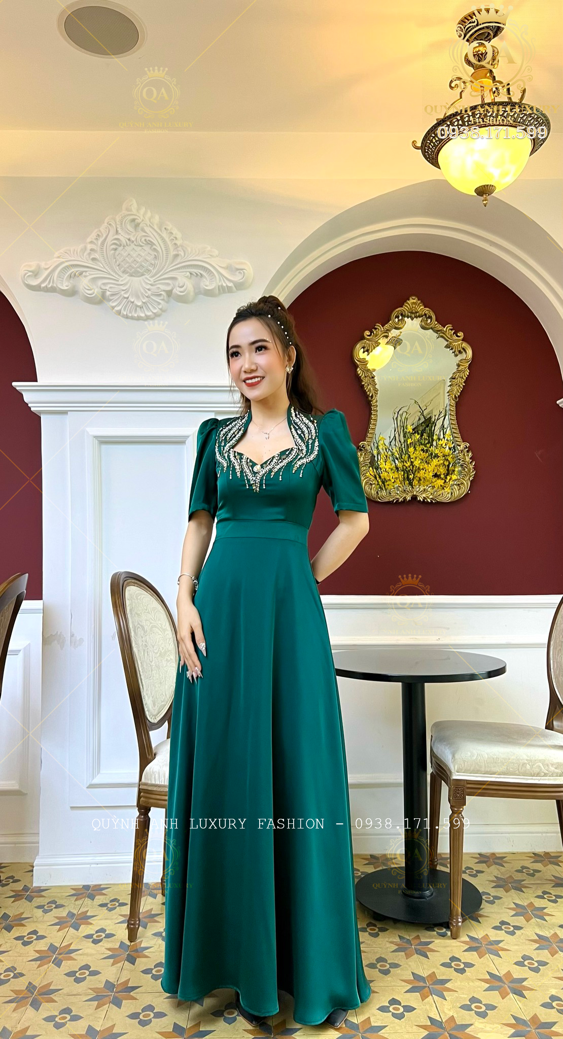 vay-dam-da-hoi-nu-hoang-xanh-la-dinh-da-pha-le-rosaleen-dress-8 Váy Đầm Dạ Hội Nữ Hoàng Xanh Lá Đính Đá Pha Lê Rosaleen Dress