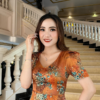 Váy Đầm Suông Hoa 3D Tone Vàng Cổ Tim Lụa Vân Pháp Cao Cấp Mabel Dress