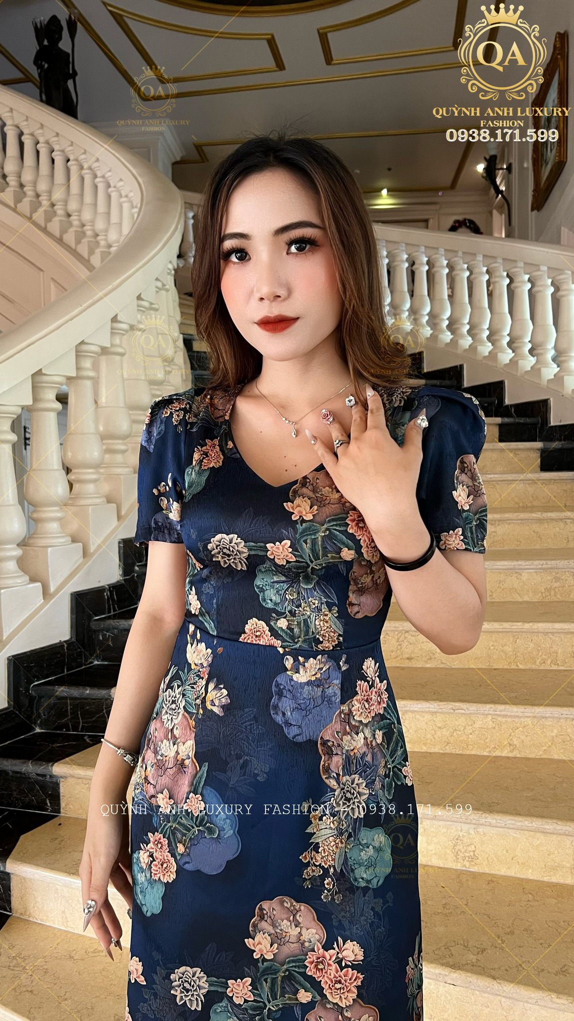 Váy Đầm Suông Hoa 3D Tone Xanh Đen Cổ Tim Lụa Vân Pháp Cao Cấp Mabel Dress