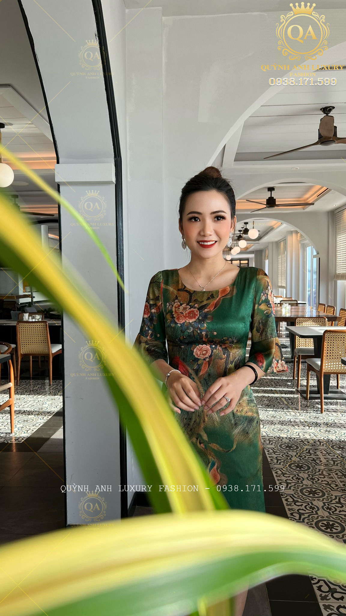 vay-dam-suong-hoa-3d-tone-xanh-tay-loe-cao-cap-vera-dress-4 Váy Đầm Suông Hoa 3D Tone Xanh Tay Loe Cao Cấp Vera Dress