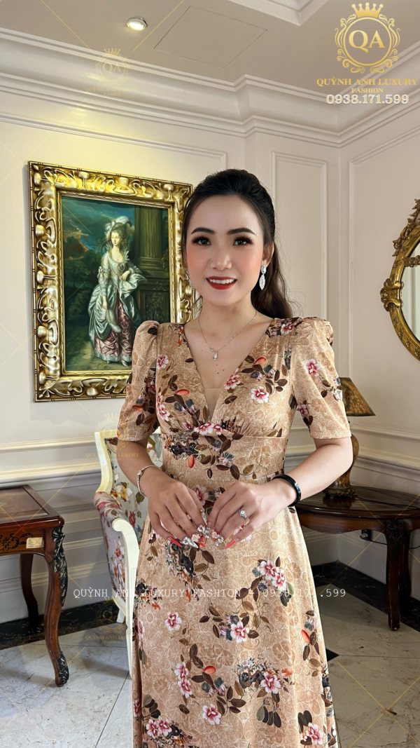 Đầm Xoè Hoa Dáng Dài Tone Kem Cổ V Phối Lưới Lụa Ánh Kim Cao Cấp Nadia Dress