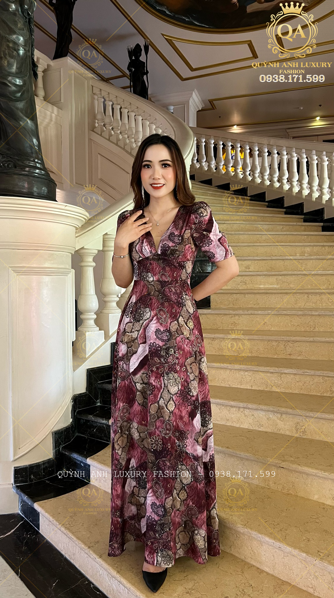 dam-xoe-hoa-tone-tim-co-v-phoi-luoi-lua-anh-kim-cao-cap-nadia-dress-3 Đầm Xoè Hoa Tone Tím Cổ V Phối Lưới Lụa Ánh Kim Cao Cấp Nadia Dress