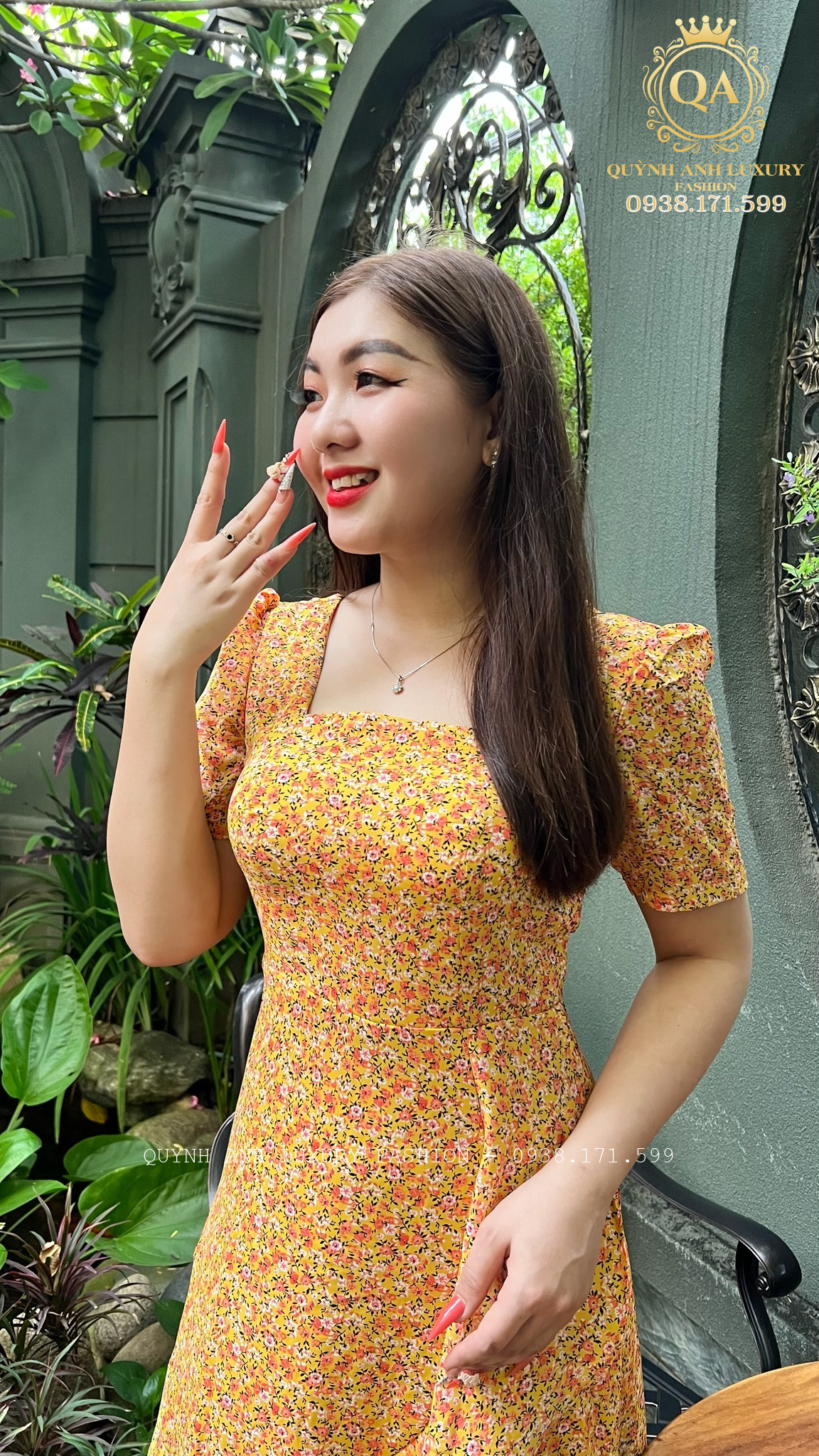 vay-voan-hoa-nhi-vang-hoa-hong-dao-pho-ngay-he-sieu-xinh-hazel-dress-qa6828-2 Váy Voan Hoa Nhí Vàng Hoa Hồng Dạo Phố Ngày Hè Siêu Xinh Hazel Dress QA6828