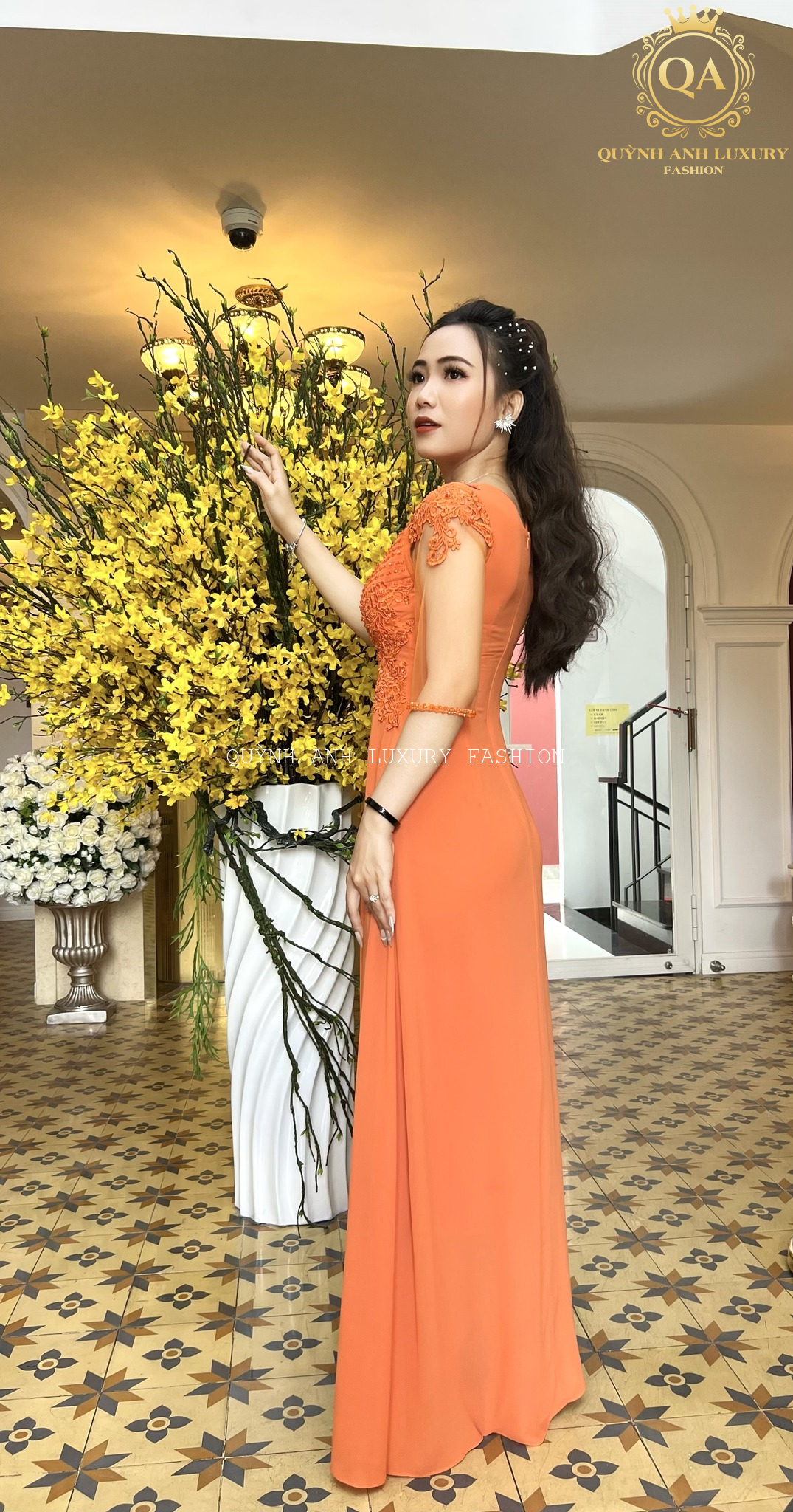Top 4 kiểu đầm dạ hội bà sui đẹp nhất tại Quỳnh Anh Luxury