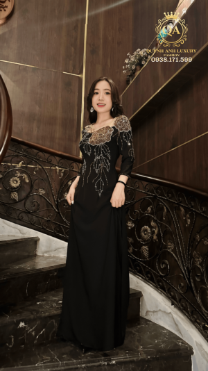 Áo Dài Truyền Thống Thiết Kế Đính Đá Pha Lê Kiểu Hoa Màu Đen Eser Dress