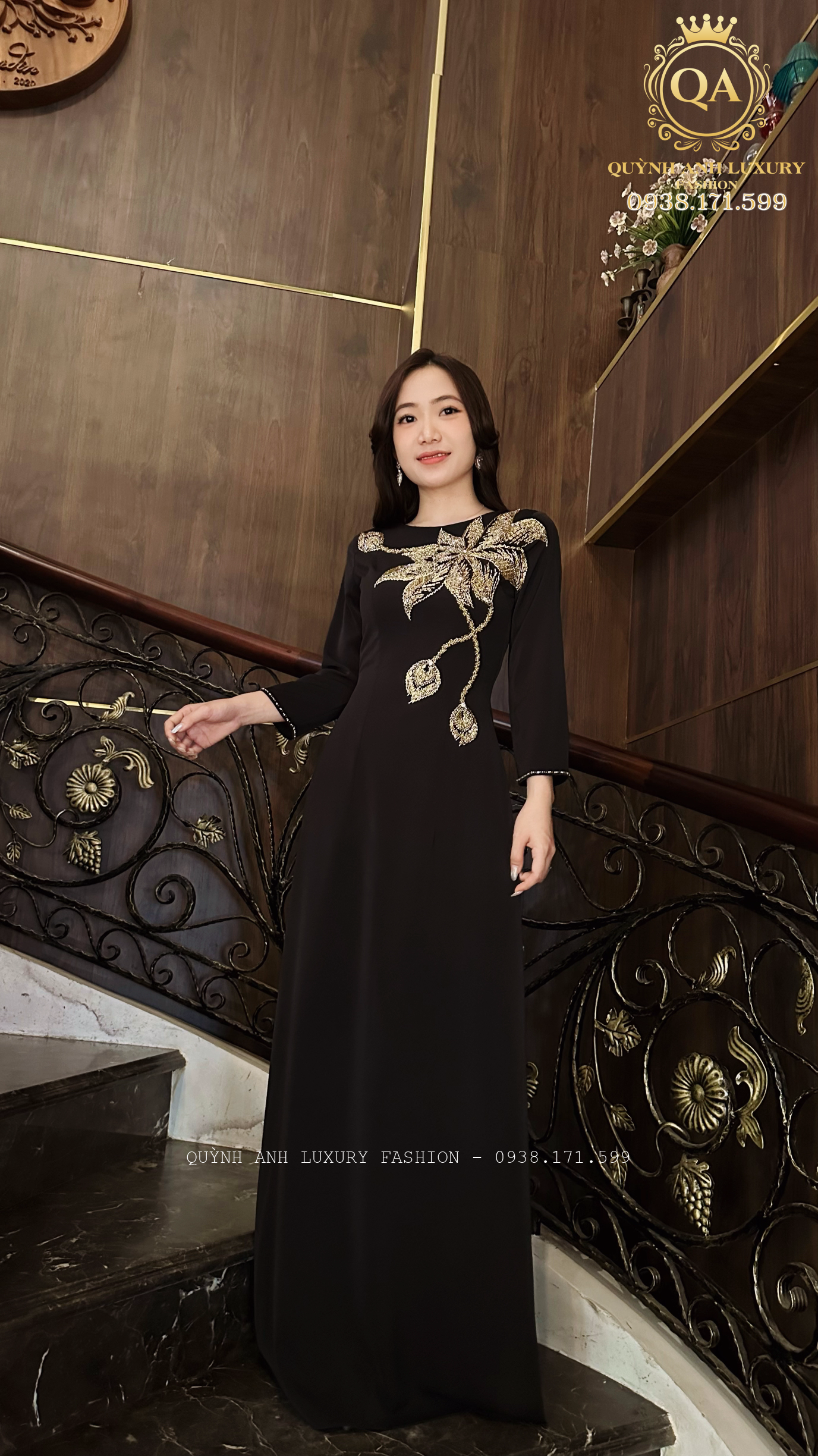 ao-dai-truyen-thong-dinh-da-pha-le-kieu-hoa-sen-mau-den-uri-dress-6