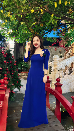 Áo Dài Truyền Thống Lụa Bảo Ngọc Cao Cấp Kết Hoa Màu Xanh Coban Lillie Dress